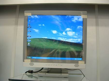 大水牛显示器:液晶、CRT双拳齐出!
